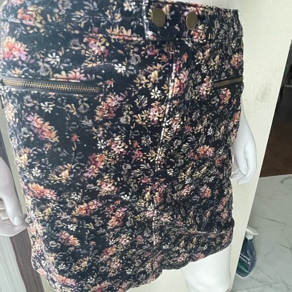 Mossimo floral corduroy mini skirt - Picture 3 of 9